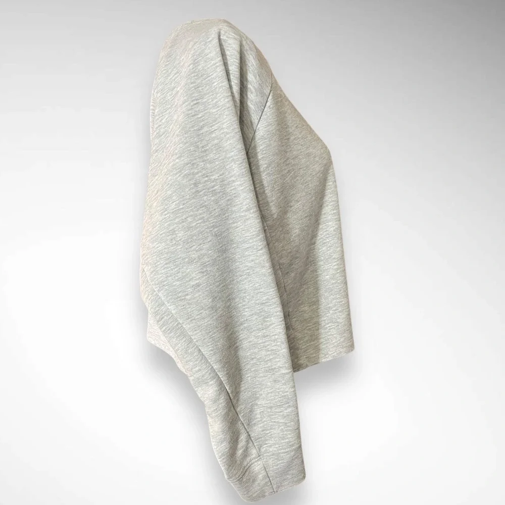 EXPRESS Light Heather Gray Crewneck Long Sleeve Cropped Shirt Medium‎ | EUC - Picture 4 of 6